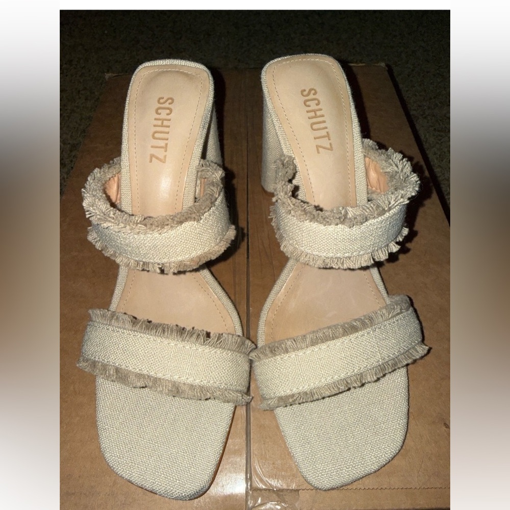 Shutz Amely Heel size 9